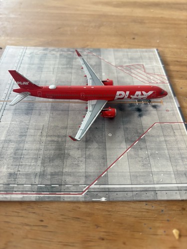 Models 400 play - ng, 1:400