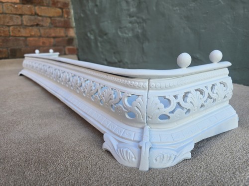 Cast and metal white - metal,