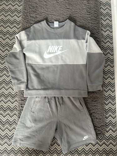 Boys nike jumper and - boys, shorts