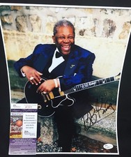 BB B.B. KING SIGNED AUTOGRAPHED 11X14 PHOTO GUITAR LEGEND KING BLUES JSA #J81877