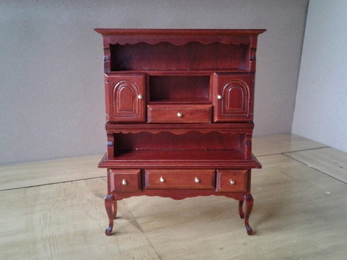 Dolls house victorian - 1:12,