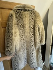 Vintage Monterey Fashions Full