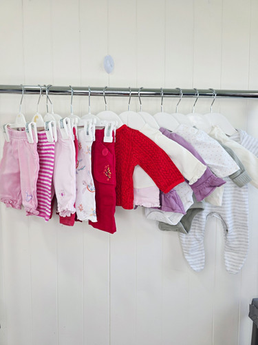 Newborn girls small clothing - small,