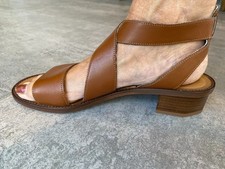 BODEN TAN LEATHER LOW HEEL