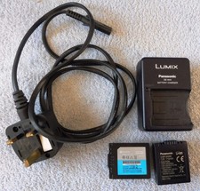 Panasonic LUMIX DE-A44 Charger + 2 Batteries - FZ8 FZ18 FZ28 FZ30 FZ35 FZ38 FZ50