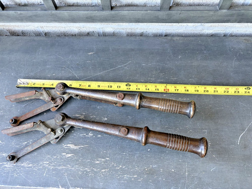 Vintage pair clay pigeon - pair,