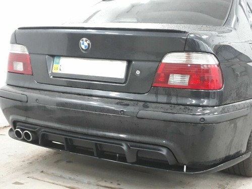 Painted black sapphire - black,