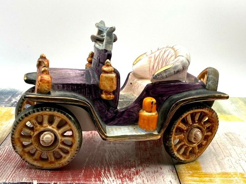 Vintage figurine car fine - car, yn