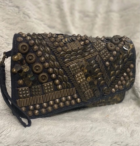 Black and gold embellished - black,