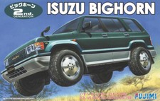 1:24 Scale Fujimi Isuzu