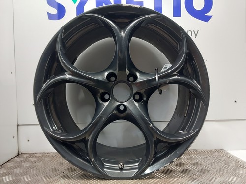 Alloy wheel alfa - alloy,