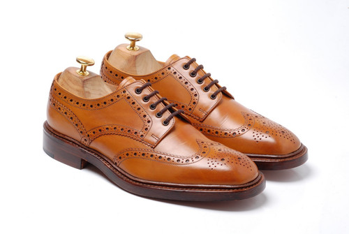 Loake 1880 brogues shoes - brogues,
