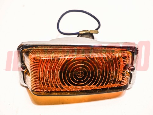 Front right arrow headlight - front,