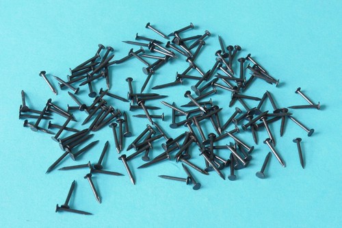 R207 hornby track pins - hornby,