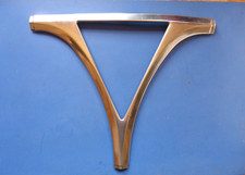Routemaster trim for grille