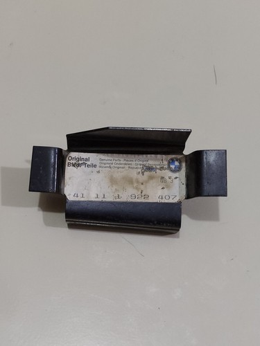 Bmw exhaust bracket e30 - bmw,
