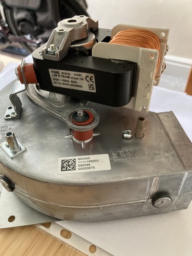 Vaillant fan 190215 turbomax - 190215,