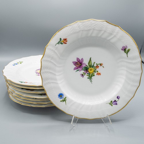 Read royal copenhagen - royal,