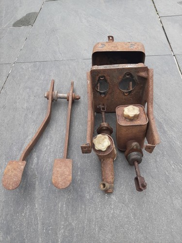 Mgb brake and clutch master - and,