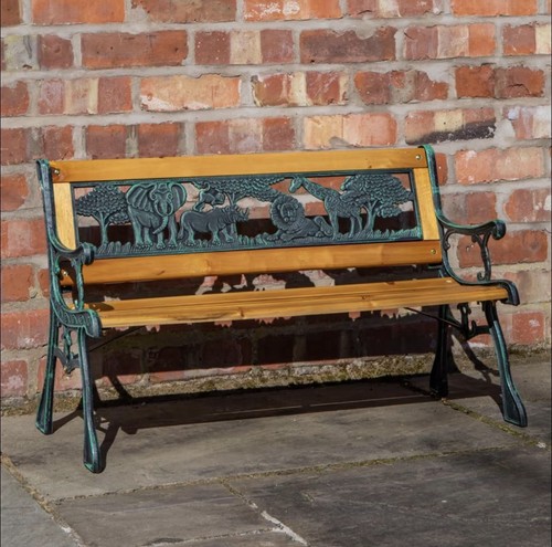 Kids seater wooden - &, cast