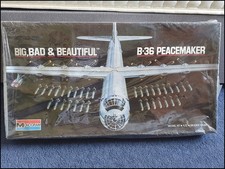 Monogram 36 peacemaker - monogram, 1:72