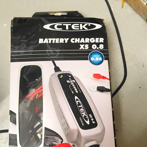 Ctek battery charger 8 - xs, 0.8