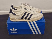 Adidas JEANS white/Black. Size