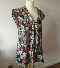 masai clothing company Sleeveless Blouse, Pussy Bow Neck , Ladies Medium