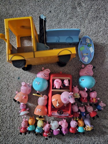 Toy figures peppa - peppa, pig