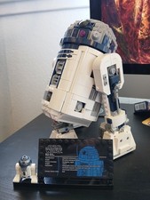 LEGO Star Wars R2-D2 Set 75379