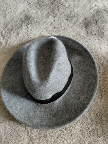 Ladies hat bnwt - hat,