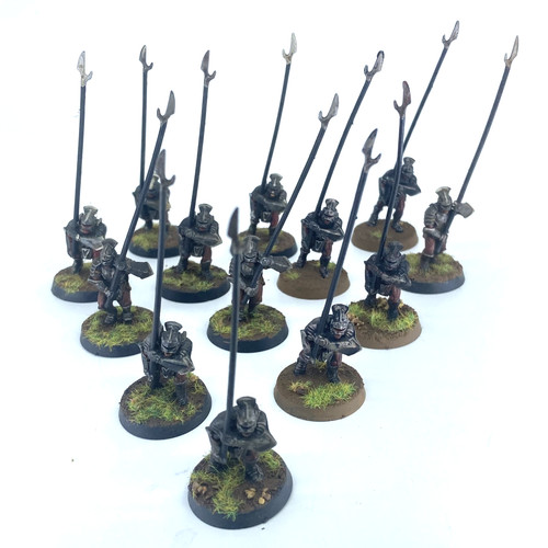 Uruk hai warriors isengard - uruk-hai,