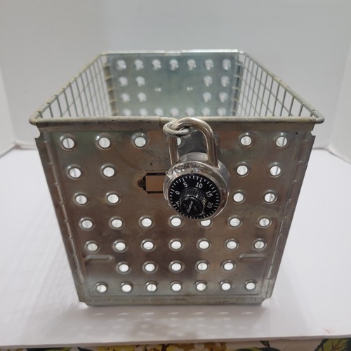 Vintage androck gym - androck, locker