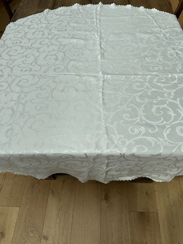 Circular cream damask - cream, style