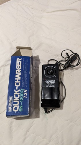Acoms vintage quick charger