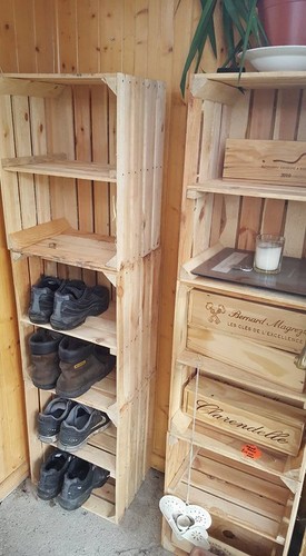 Apple crates with shelf - x,