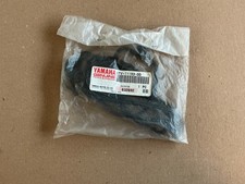 GENUINE YAMAHA ROCKER COVER