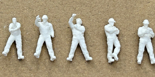 Gauge workmen figures - oo,