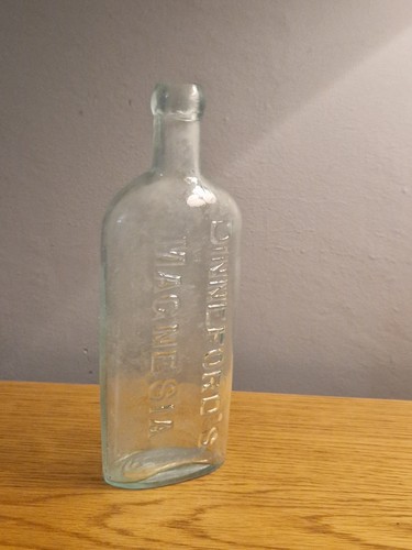Antique dinneford magnesia - dinneford's,