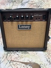 LANEY LA15C AMP