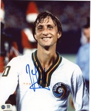 Johan Cruyff Signed 10x8 Photo ACG CERTIFIED AG06349