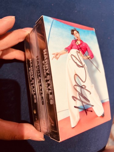 Harry styles signed - styles,