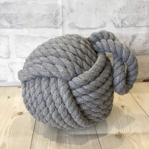 Rope knot doorstop - knot, variations