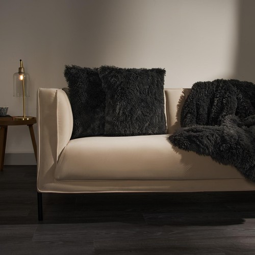 Ohs fluffy cushion - covers, 2