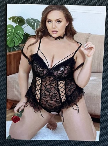 Photo hot sexy beautiful buxom - hot,