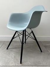 Genuine charles eames - charles,