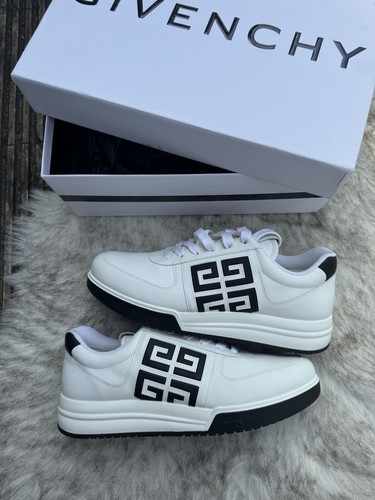 Givenchy low top sneakers - sneakers, |