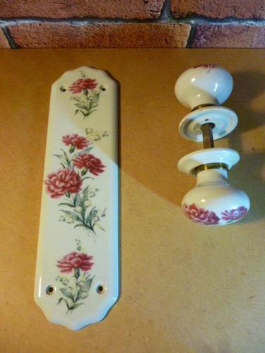 Vintage floral ceramic - ceramic, door