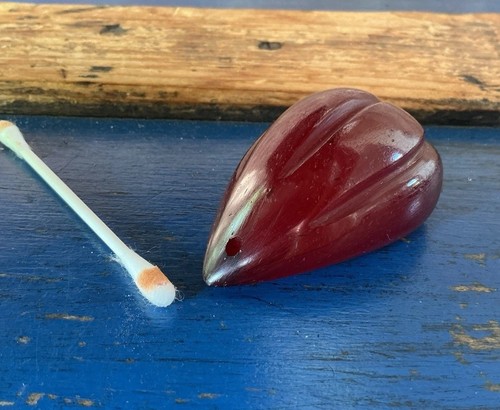 Art deco carved cherry amber - carved,