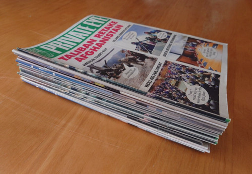 Private eye magazines - 23,